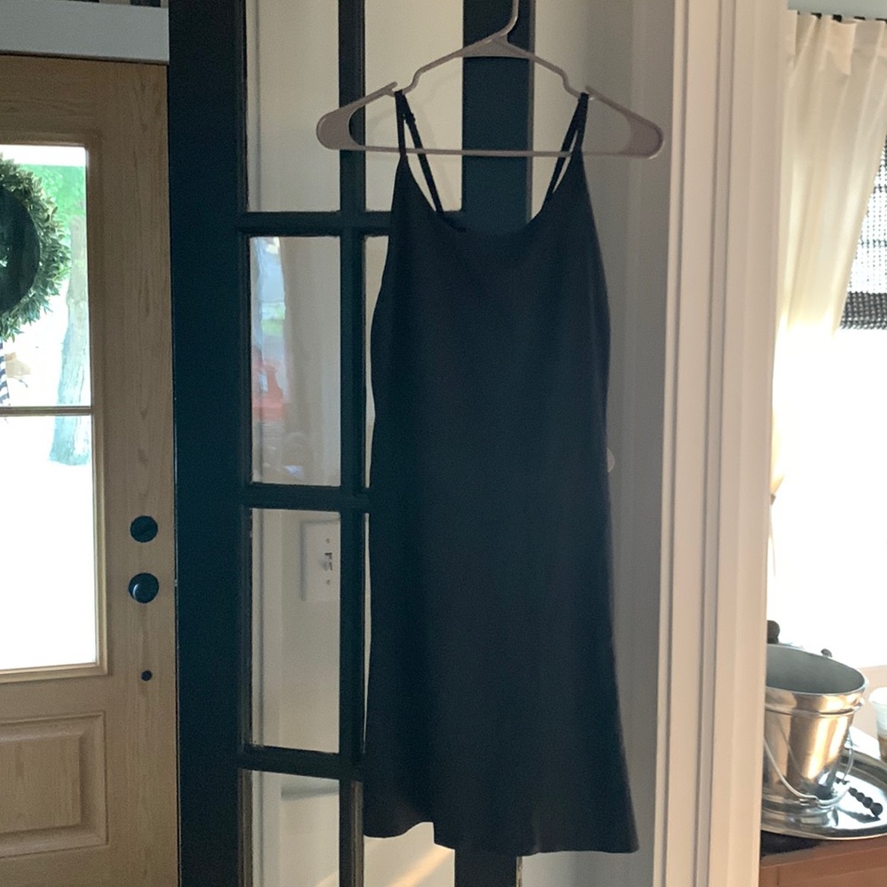 Athleta Infinity Dress size XL in black NWT